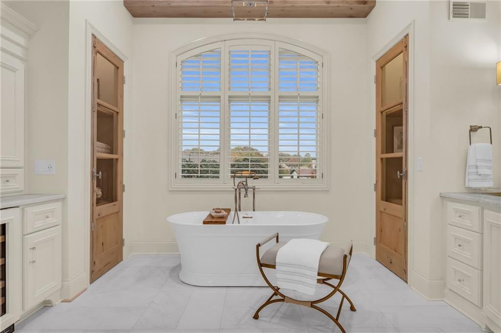 10413 Howe Lane — photo 43
