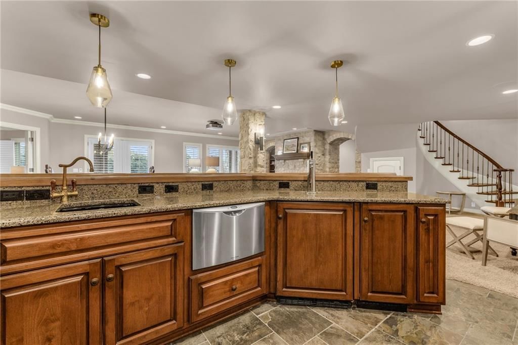 10413 Howe Lane — photo 72