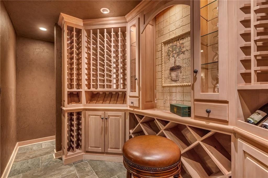 10413 Howe Lane — photo 80
