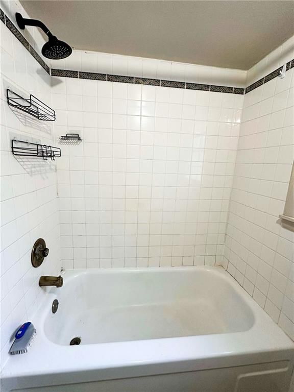214 W Mulberry Street — photo 13