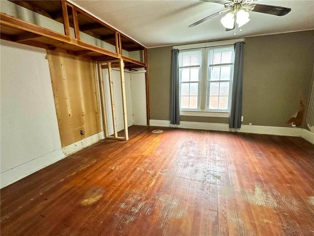 214 W Mulberry Street — photo 14