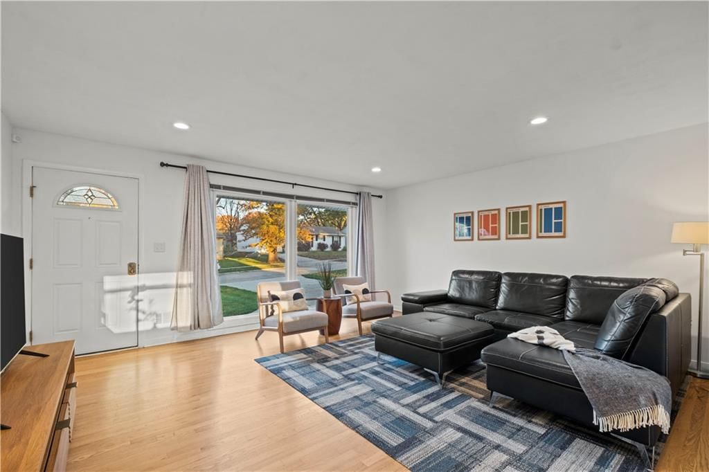 7140 Robinson Street — photo 5
