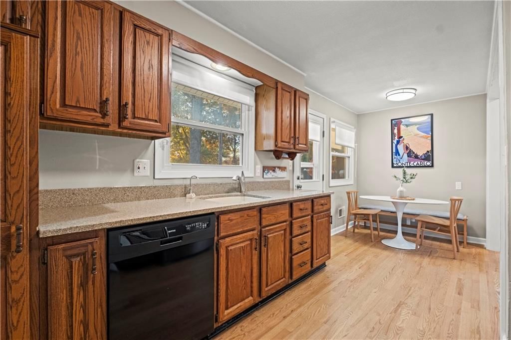 7140 Robinson Street — photo 10