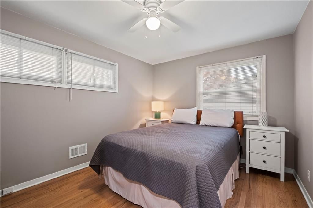 7140 Robinson Street — photo 17