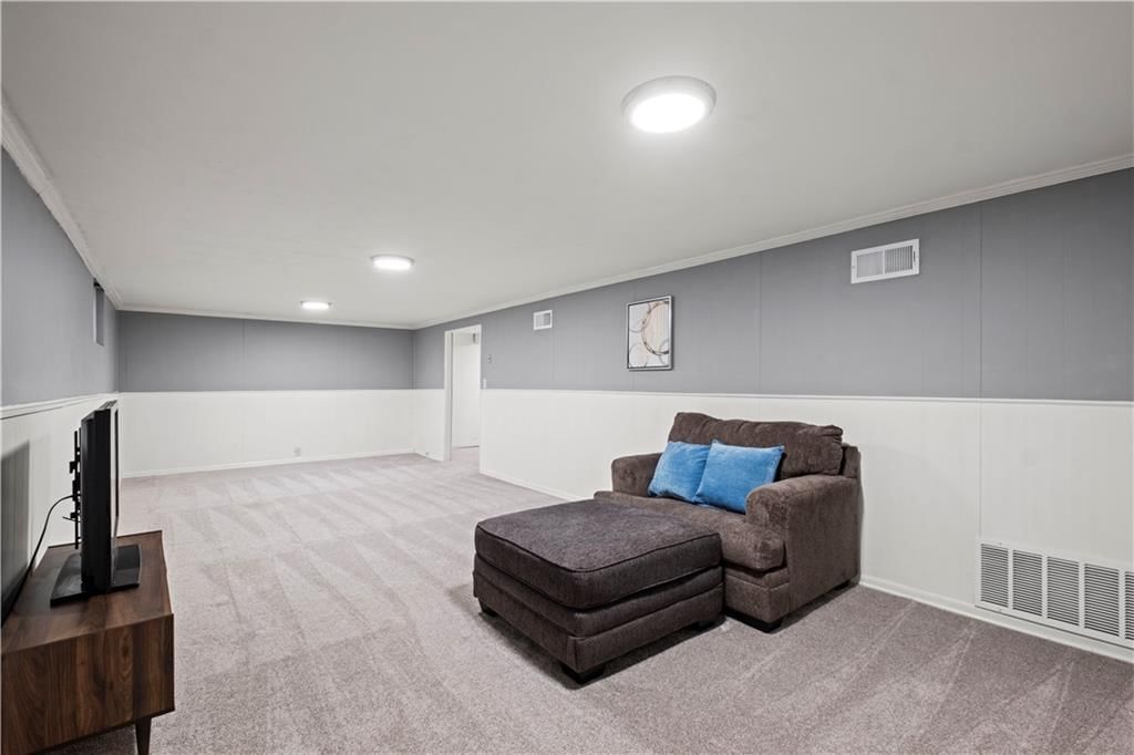 7140 Robinson Street — photo 21