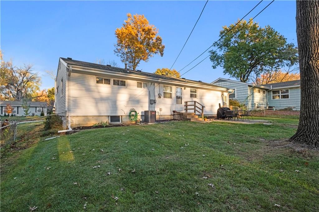 7140 Robinson Street — photo 25