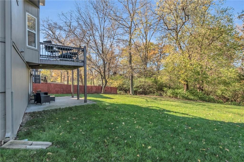 9532 N Adrian Place — photo 32