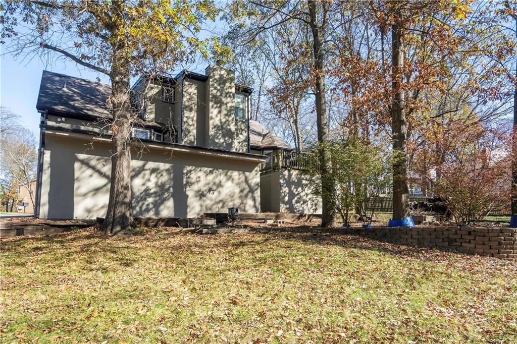 1120 NW Heatherwood Drive NW — photo 32