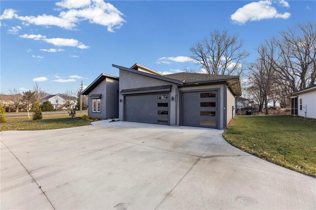 15903 S Lindenwood Drive — photo 2