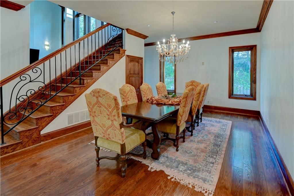 4943 Ward Parkway — photo 14