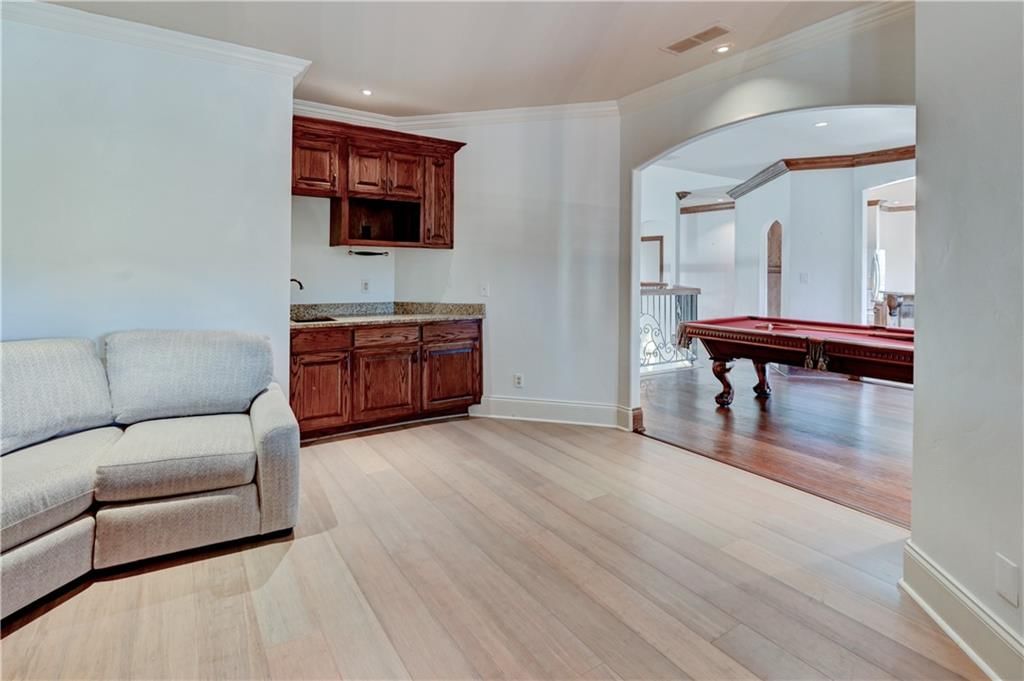 4943 Ward Parkway — photo 33