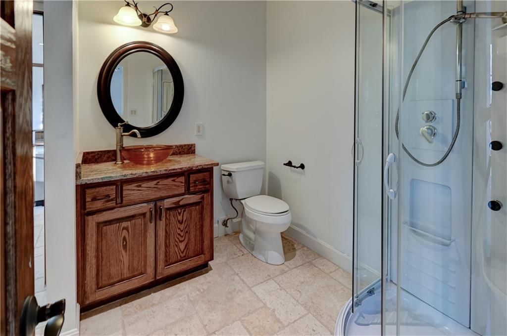 4943 Ward Parkway — photo 37