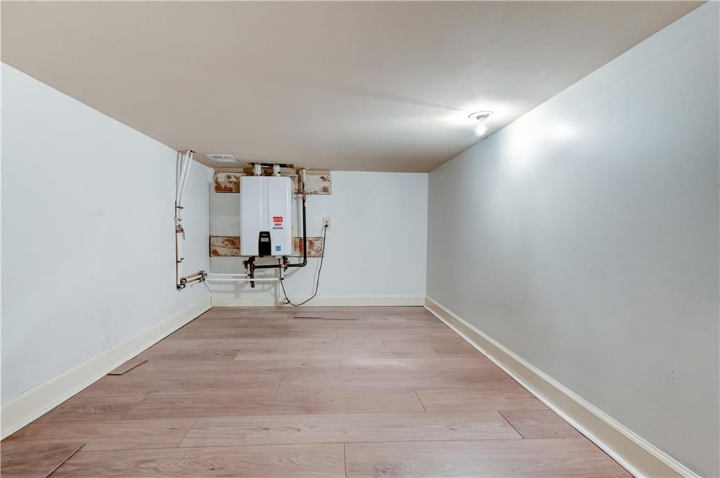 4943 Ward Parkway — photo 55