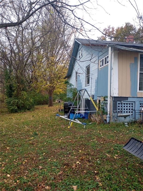 Photo 4 of 13 - 1830 S CRESCENT Avenue