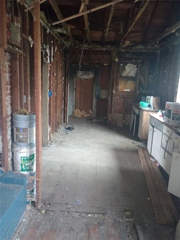 Photo 12 of 13 - 1830 S CRESCENT Avenue
