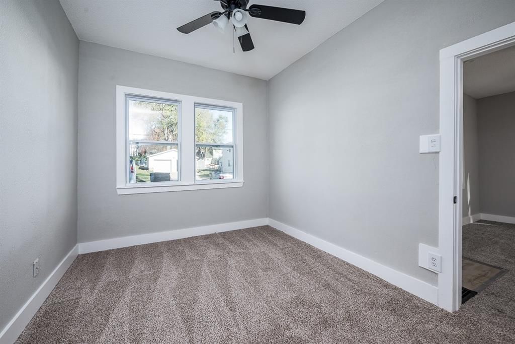 559 Middle Street — photo 13