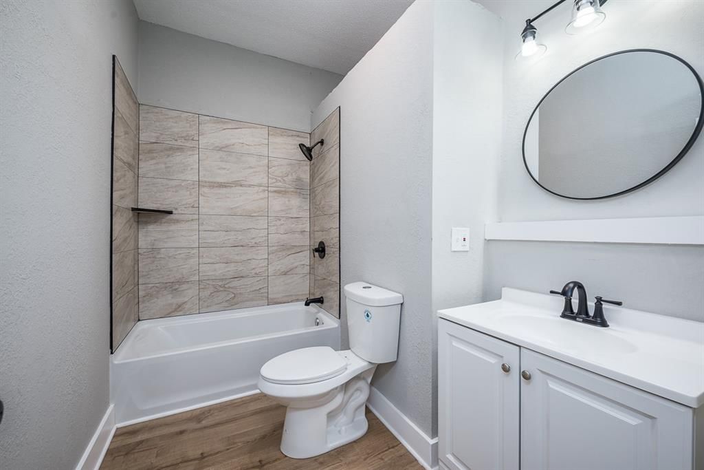 559 Middle Street — photo 14