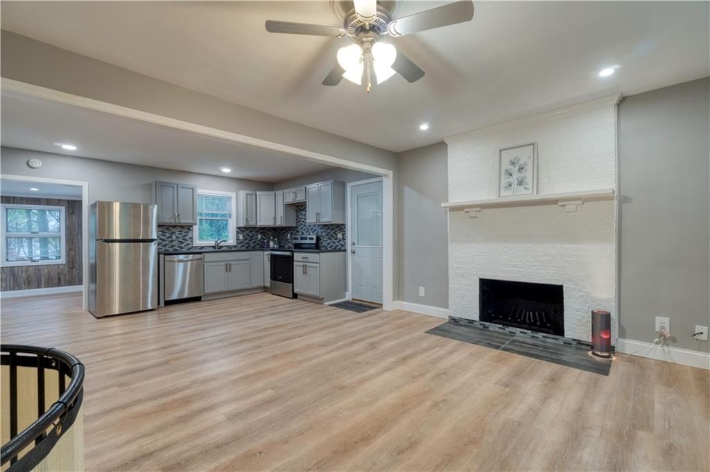 6107 W 58th Street — photo 6