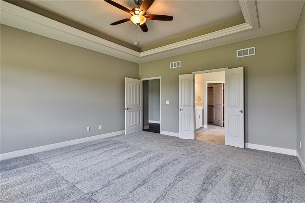10220 N Winchester Avenue — photo 17