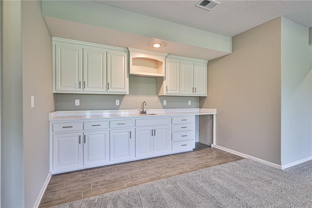 10220 N Winchester Avenue — photo 28