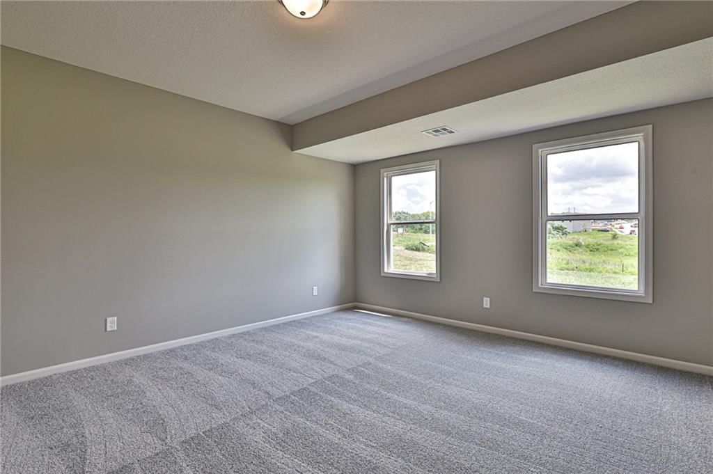 10220 N Winchester Avenue — photo 33