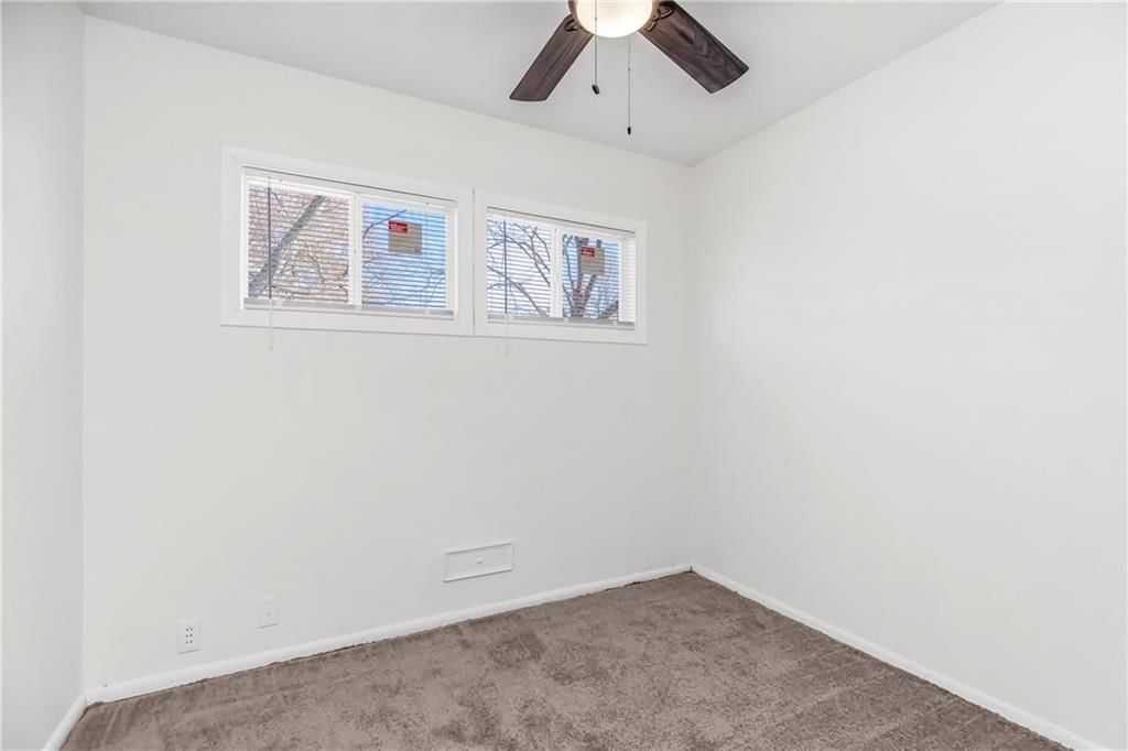 10802 Ewing Avenue — photo 27