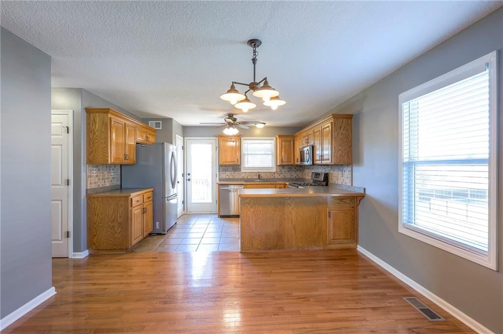 729 SW Tisha Lane — photo 8