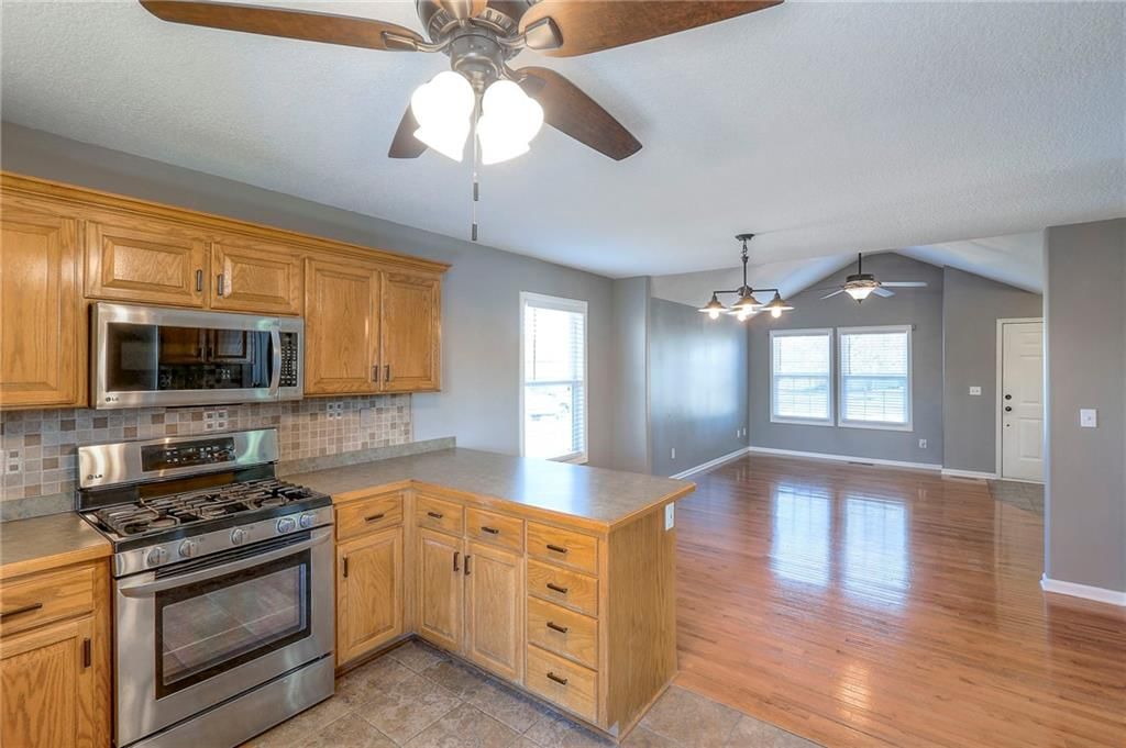 729 SW Tisha Lane — photo 13