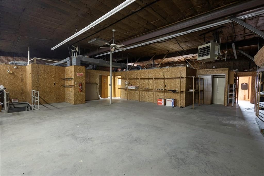 116 W 19TH Street — photo 18