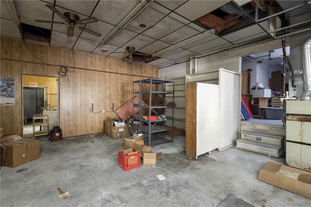 116 W 19TH Street — photo 36