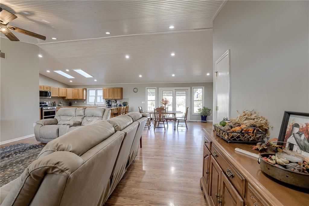 33324 W 355th Street — photo 8