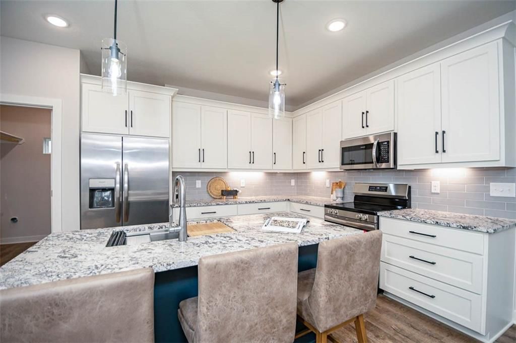 407 Ash Street — photo 14