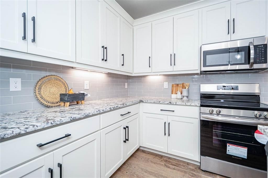 407 Ash Street — photo 17