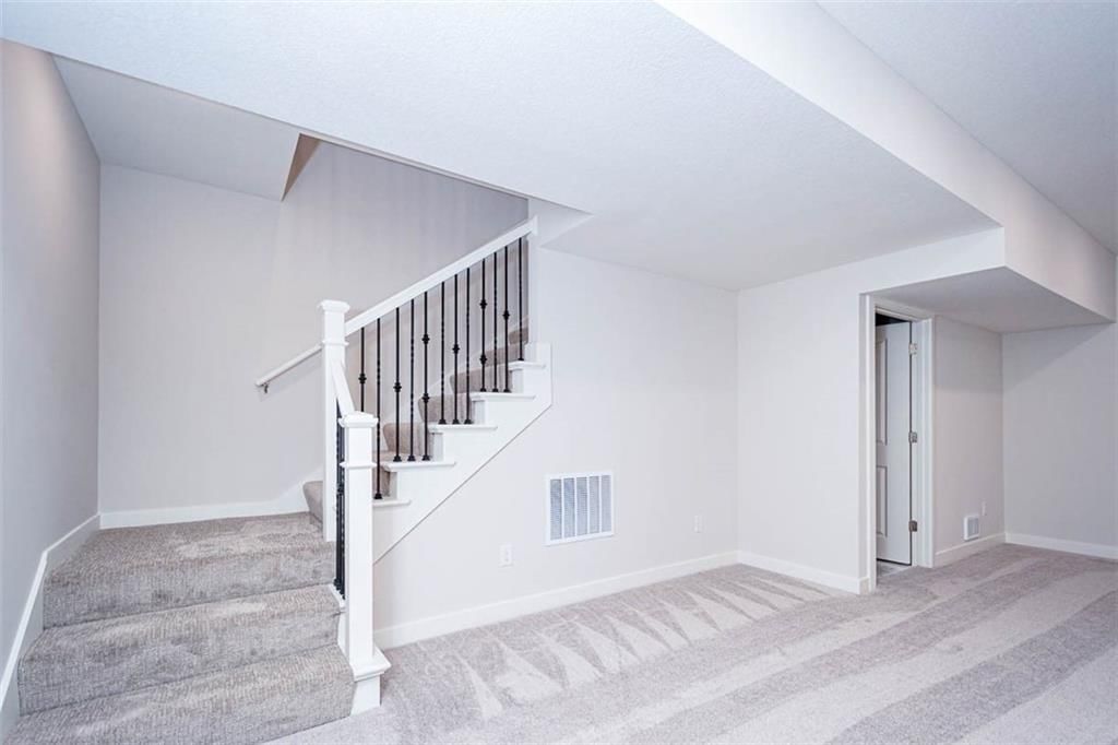 407 Ash Street — photo 32