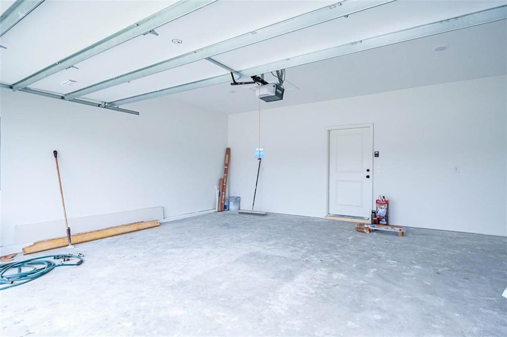 407 Ash Street — photo 40