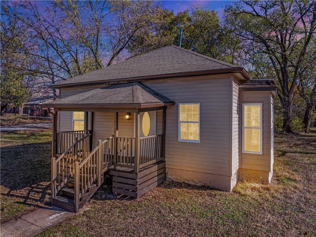 306 N Olive Street — photo 3
