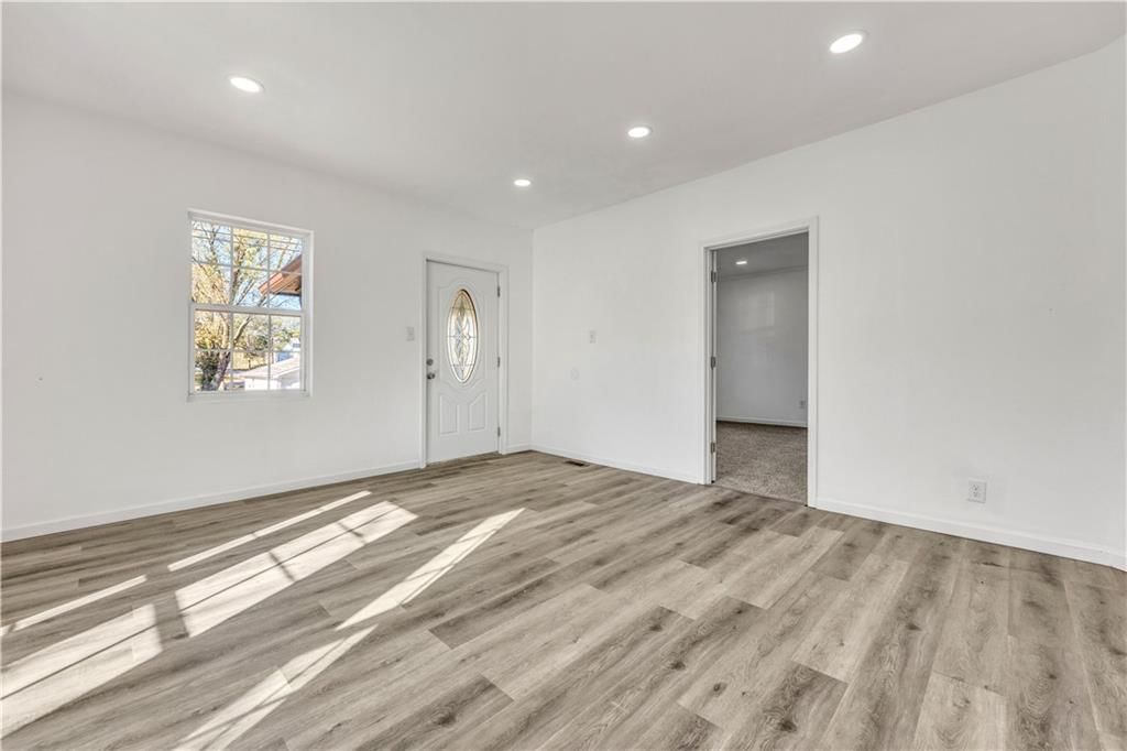 306 N Olive Street — photo 11