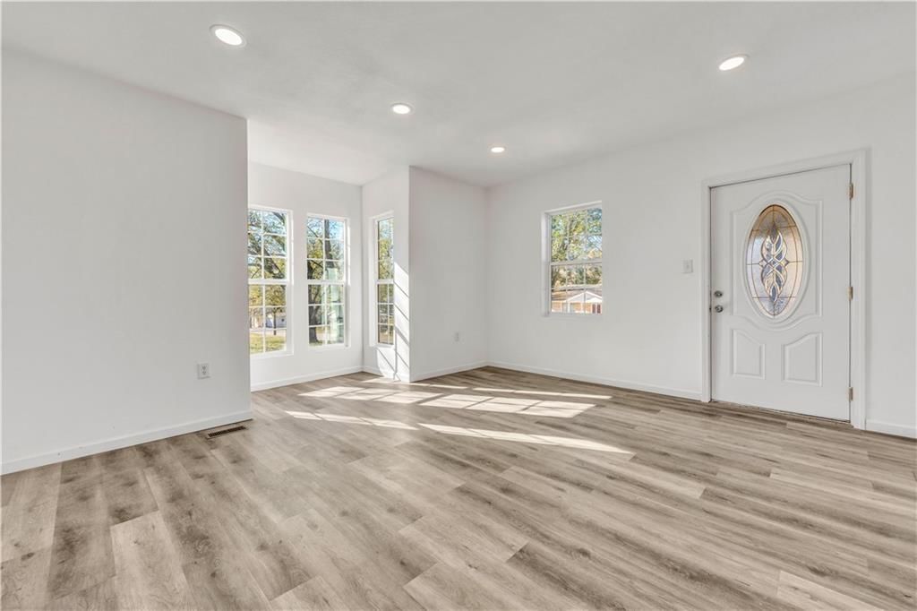 306 N Olive Street — photo 12
