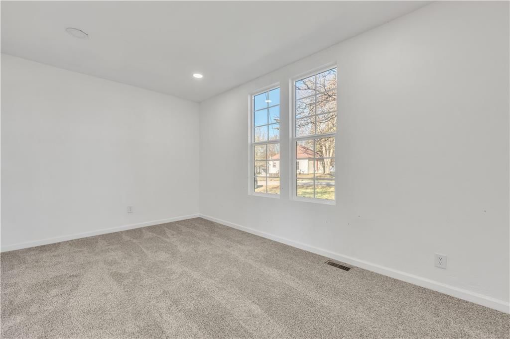 306 N Olive Street — photo 34