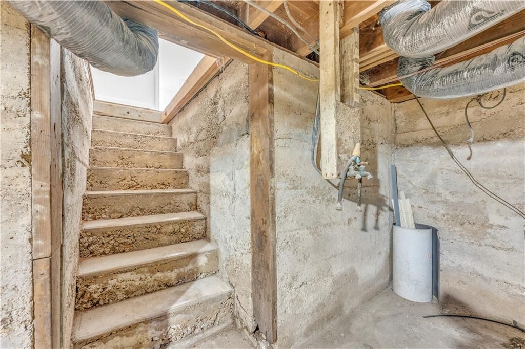 306 N Olive Street — photo 54