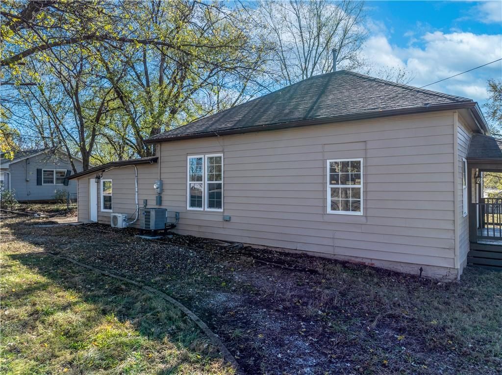 306 N Olive Street — photo 72