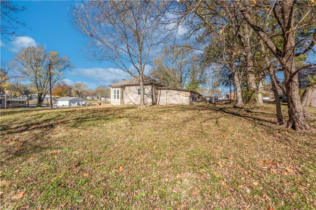 306 N Olive Street — photo 85