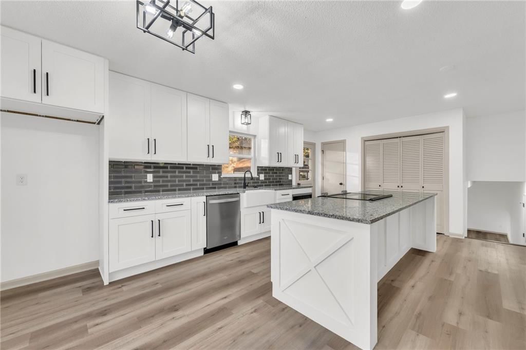 120 Brookridge Street — photo 11