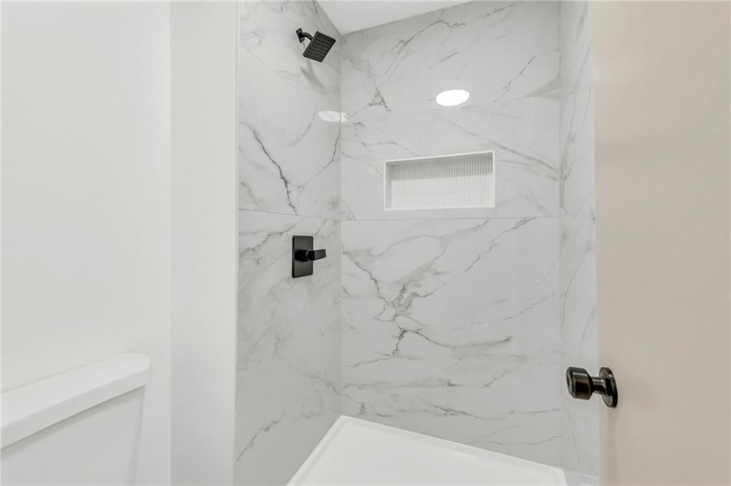 120 Brookridge Street — photo 21