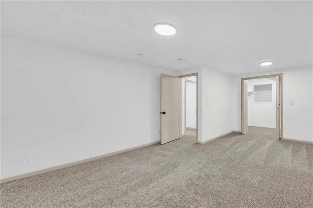 120 Brookridge Street — photo 27