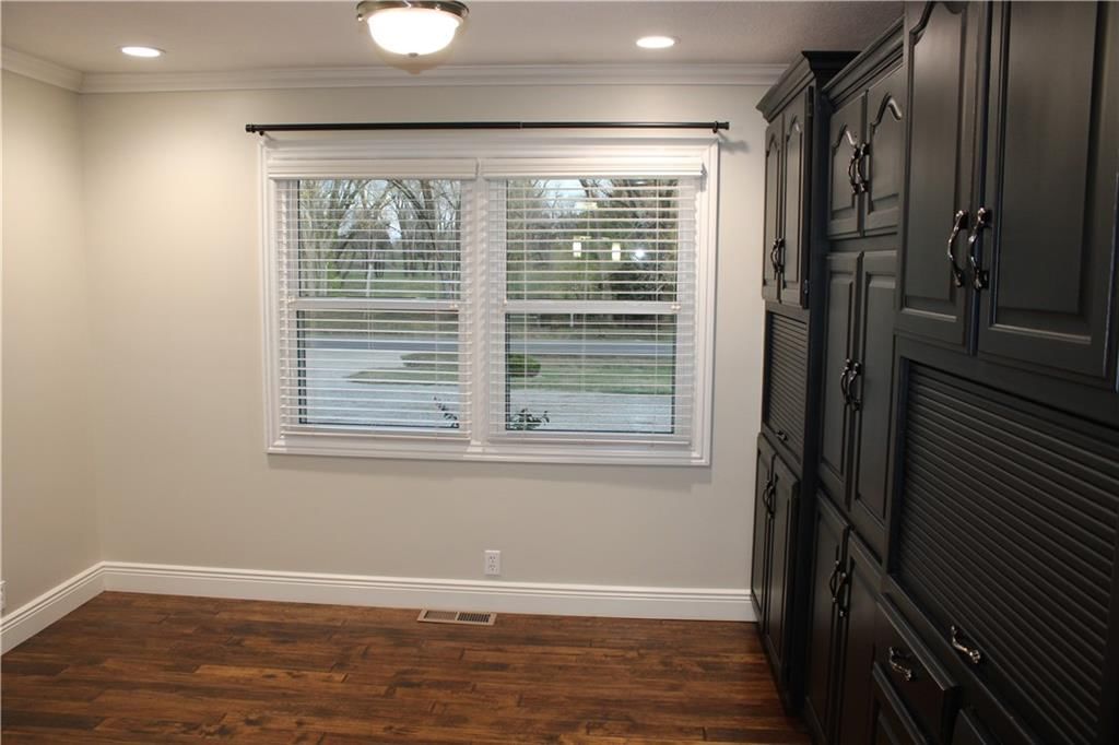949 S 250th Street — photo 11