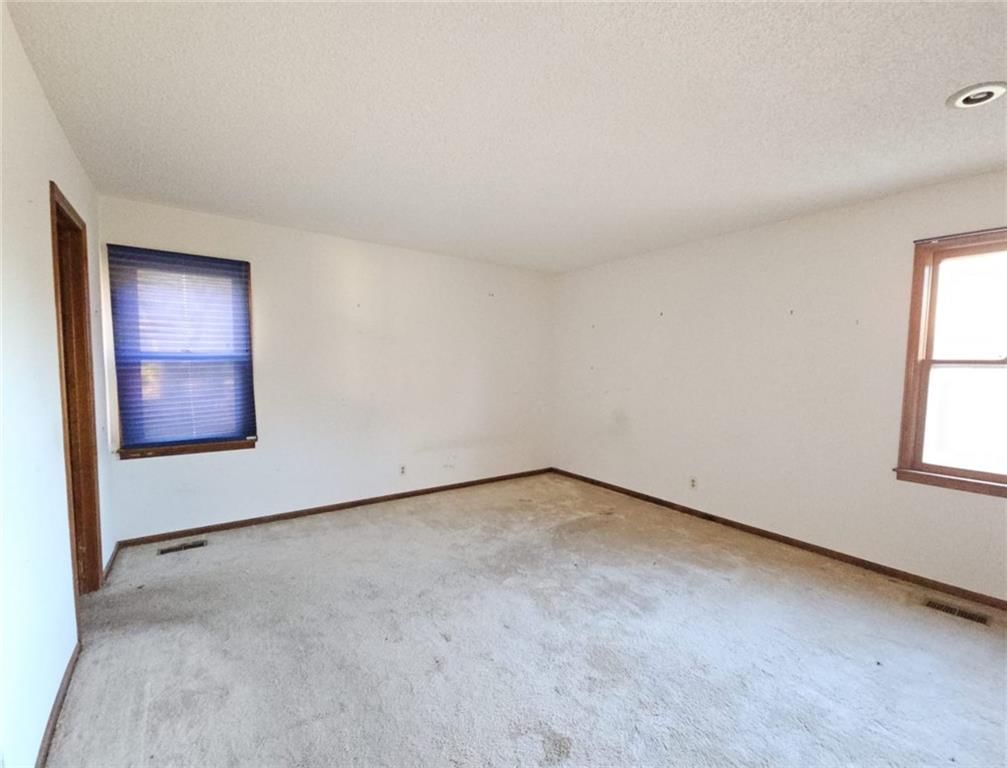 11208 Lowell Avenue — photo 12