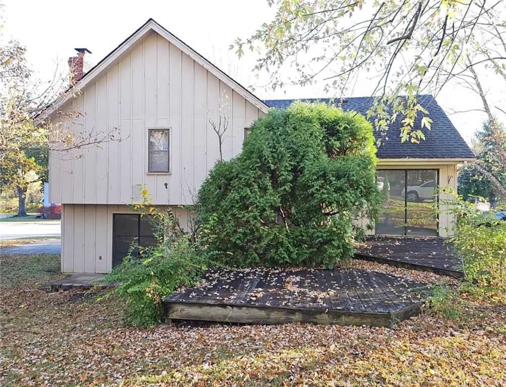 11208 Lowell Avenue — photo 29