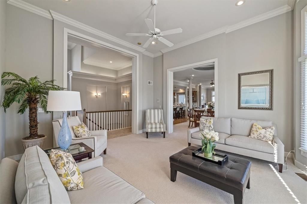 812 SW Lake Pines Drive — photo 14