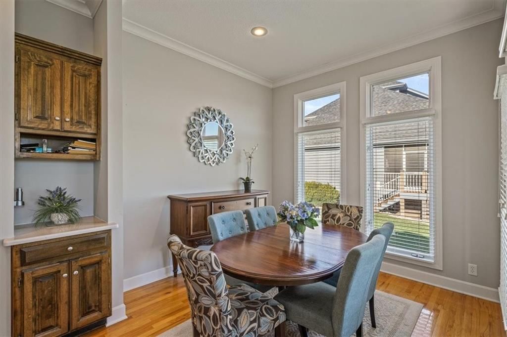 812 SW Lake Pines Drive — photo 24